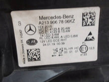 Laden Sie das Bild in den Galerie-Viewer, Frontscheinwerfer Mercedes-Benz W213 A2139067806 LED Rechts Headlight SCH3325210143uj