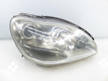 Laden Sie das Bild in den Galerie-Viewer, Frontscheinwerfer Mercedes-Benz W220 2208202461 Rechts Scheinwerfer Headlight SCH3331674285we