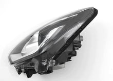 Laden Sie das Bild in den Galerie-Viewer, Frontscheinwerfer Suzuki Swift I 24681 Links Scheinwerfer Headlight SCH3333543189pz