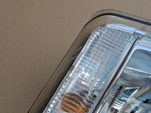 Laden Sie das Bild in den Galerie-Viewer, Frontscheinwerfer Volvo 82304585 Rechts Scheinwerfer Headlight SCH3335005803bh