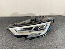 Laden Sie das Bild in den Galerie-Viewer, Frontscheinwerfer Audi A3 8V0941773K LED Links Scheinwerfer Headlight SCH3336437496lv