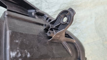 Laden Sie das Bild in den Galerie-Viewer, Frontscheinwerfer Dacia Duster 260106194R Links Scheinwerfer Headlight SCH3341745751ek