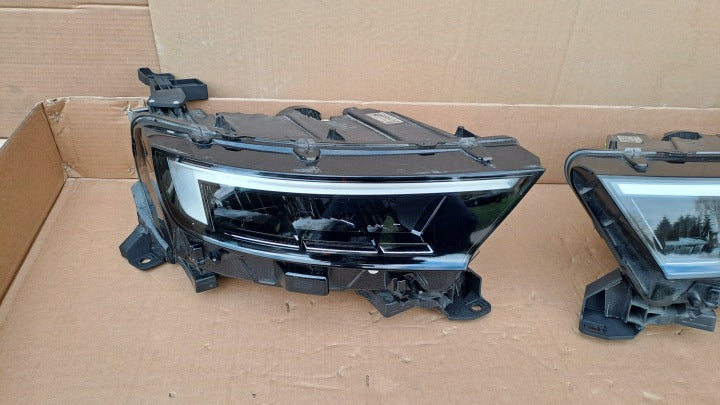 Frontscheinwerfer Opel Mokka 9834007980 9834008280 Ein Satz Headlight SCH3343512698jb