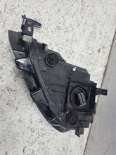 Load image into Gallery viewer, Frontscheinwerfer VW T-Roc 2GA941036D LED Rechts Scheinwerfer Headlight SCH3345768218nc