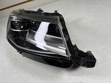 Laden Sie das Bild in den Galerie-Viewer, Frontscheinwerfer VW Multivan T7 7T1941082A Rechts Scheinwerfer Headlight SCH3346105486cl