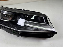 Laden Sie das Bild in den Galerie-Viewer, Frontscheinwerfer VW Multivan T7 7T1941082A Rechts Scheinwerfer Headlight SCH3346105486cl