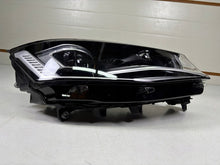 Laden Sie das Bild in den Galerie-Viewer, Frontscheinwerfer VW Multivan T7 7T1941082A Rechts Scheinwerfer Headlight SCH3346105486cl