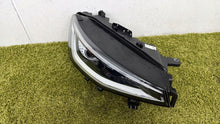 Laden Sie das Bild in den Galerie-Viewer, Frontscheinwerfer VW Id.4 11B941036R LED Rechts Scheinwerfer Headlight SCH3347148061fk