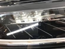Load image into Gallery viewer, Frontscheinwerfer Skoda Superb 3V1941016D Rechts Scheinwerfer Headlight SCH3349245880ee