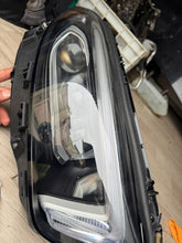 Laden Sie das Bild in den Galerie-Viewer, Frontscheinwerfer Mercedes-Benz W177 A1779060603 Rechts Scheinwerfer Headlight SCH3349557681kb