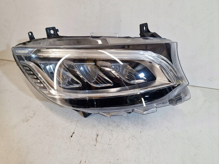 Frontscheinwerfer Mercedes-Benz Sprinter A9109060001 Rechts Headlight SCH3351101673ec