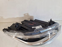 Laden Sie das Bild in den Galerie-Viewer, Frontscheinwerfer Mercedes-Benz Sprinter A9109060001 Rechts Headlight SCH3351101673ec
