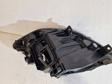Laden Sie das Bild in den Galerie-Viewer, Frontscheinwerfer Mercedes-Benz Sprinter A9109060001 Rechts Headlight SCH3351101673ec