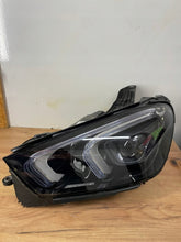Laden Sie das Bild in den Galerie-Viewer, Frontscheinwerfer Mercedes-Benz Gle A1679069504 LED Links Scheinwerfer Headlight SCH3353090328rk