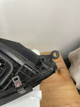 Laden Sie das Bild in den Galerie-Viewer, Frontscheinwerfer Mercedes-Benz Gle A1679069504 LED Links Scheinwerfer Headlight SCH3353090328rk