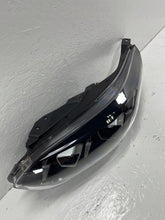 Load image into Gallery viewer, Frontscheinwerfer Kia Ceed 92101J7500 Links Scheinwerfer Headlight SCH3358078826pr