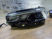 Load image into Gallery viewer, Frontscheinwerfer VW Passat 3J1941005 Links Scheinwerfer Headlight SCH3362366130uz