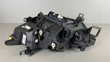 Laden Sie das Bild in den Galerie-Viewer, Frontscheinwerfer VW Id.3 10B941006A LED Rechts Scheinwerfer Headlight SCH3363663022rs