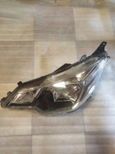 Load image into Gallery viewer, Frontscheinwerfer Mitsubishi Space W 85122000 Links Scheinwerfer Headlight SCH3368987275xv
