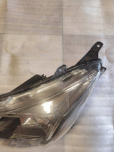 Load image into Gallery viewer, Frontscheinwerfer Mitsubishi Space W 85122000 Links Scheinwerfer Headlight SCH3368987275xv
