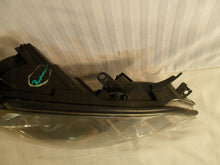 Laden Sie das Bild in den Galerie-Viewer, Frontscheinwerfer Toyota Avensis Verso BDS75212 Rechts Scheinwerfer Headlight SCH3369875511uo