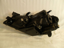 Laden Sie das Bild in den Galerie-Viewer, Frontscheinwerfer Toyota Avensis Verso BDS75212 Rechts Scheinwerfer Headlight SCH3369875511uo