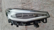 Laden Sie das Bild in den Galerie-Viewer, Frontscheinwerfer VW Id.4 11B941036D Rechts Scheinwerfer Headlight SCH3375310797no