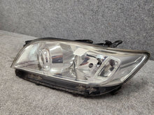 Laden Sie das Bild in den Galerie-Viewer, Frontscheinwerfer Toyota III 4254SCZ 8117042500 Links Scheinwerfer Headlight SCH3376456113ks