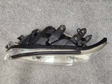 Laden Sie das Bild in den Galerie-Viewer, Frontscheinwerfer Toyota III 4254SCZ 8117042500 Links Scheinwerfer Headlight SCH3376456113ks