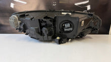 Laden Sie das Bild in den Galerie-Viewer, Frontscheinwerfer Volvo S90 II V90 32228310 Links Scheinwerfer Headlight SCH3379741734ad