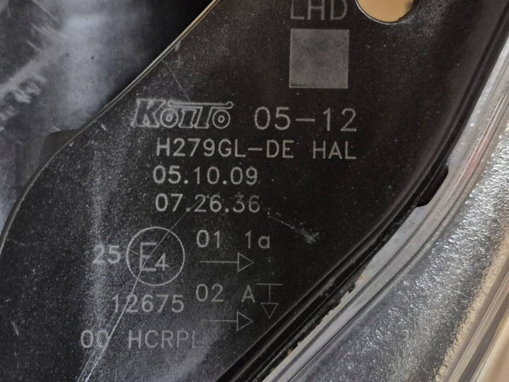 Frontscheinwerfer Toyota Avensis H279GLDE Links Scheinwerfer Headlight SCH3381156014sw