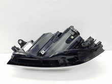 Laden Sie das Bild in den Galerie-Viewer, Frontscheinwerfer Skoda Superb 3P1941015 LED Links Scheinwerfer Headlight SCH3394286040rs