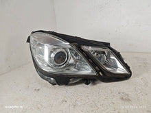 Laden Sie das Bild in den Galerie-Viewer, Frontscheinwerfer Mercedes-Benz W212 A2128202059 Rechts Scheinwerfer Headlight SCH3404430139zu