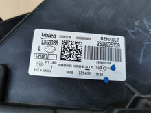 Laden Sie das Bild in den Galerie-Viewer, Frontscheinwerfer Dacia Duster 260602515 Links Scheinwerfer Headlight SCH3409087872lf