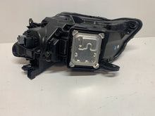 Load image into Gallery viewer, Frontscheinwerfer Peugeot 308 III 9851673580 Rechts Scheinwerfer Headlight SCH3411200505om