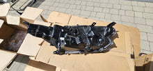 Load image into Gallery viewer, Frontscheinwerfer Toyota Yaris 81150-K0081 Links Scheinwerfer Headlight SCH3412937317ki
