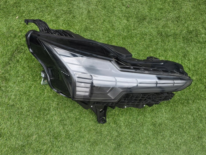 Frontscheinwerfer Volvo 80000628 Rechts Scheinwerfer Headlight SCH3417560778aj