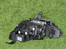 Laden Sie das Bild in den Galerie-Viewer, Frontscheinwerfer Volvo 80000628 Rechts Scheinwerfer Headlight SCH3417560778aj