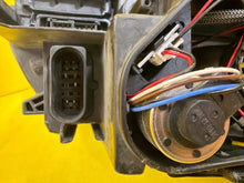 Laden Sie das Bild in den Galerie-Viewer, Frontscheinwerfer Audi Q7 4L0941003A Xenon Links Scheinwerfer Headlight SCH3418217788kz