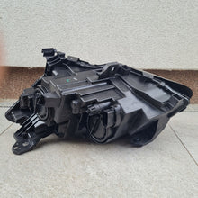 Laden Sie das Bild in den Galerie-Viewer, Frontscheinwerfer Mercedes-Benz X156 A1569061200 Rechts Scheinwerfer Headlight SCH3419402762bx