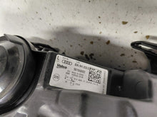 Laden Sie das Bild in den Galerie-Viewer, Frontscheinwerfer Audi A1 82A941033D Links Scheinwerfer Headlight SCH3419585749lv