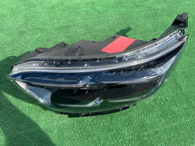 Laden Sie das Bild in den Galerie-Viewer, Frontscheinwerfer Kia Stonic 92101H8 Links Scheinwerfer Headlight SCH3419986912rv