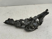 Laden Sie das Bild in den Galerie-Viewer, Frontscheinwerfer Toyota Corolla 81110-02S70 Rechts Scheinwerfer Headlight SCH3423165351vh