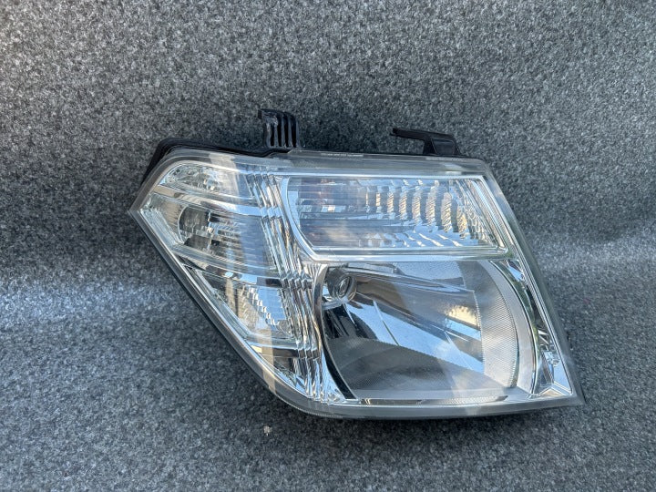Frontscheinwerfer Nissan Navara 260105X10B Rechts Scheinwerfer Headlight SCH3423542851gt