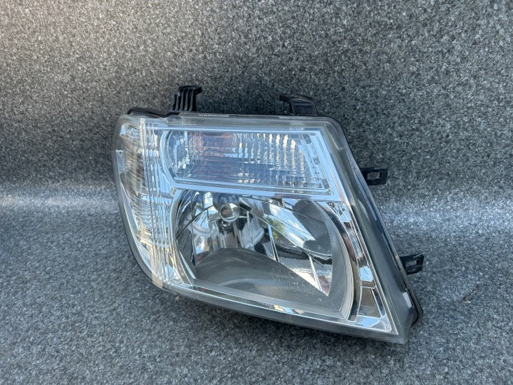 Frontscheinwerfer Nissan Navara 260105X10B Rechts Scheinwerfer Headlight SCH3423542851gt