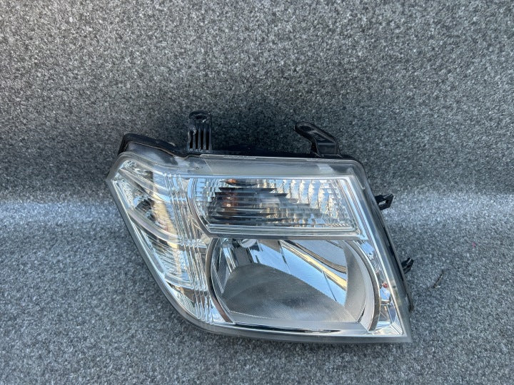 Frontscheinwerfer Nissan Navara 260105X10B Rechts Scheinwerfer Headlight SCH3423542851gt