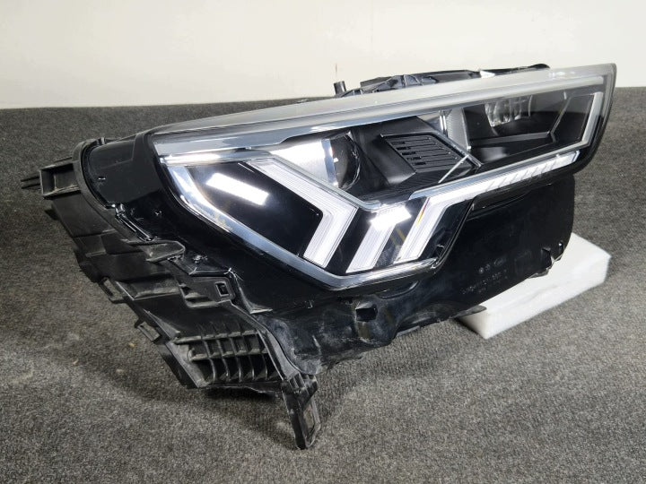 Frontscheinwerfer Audi Q3 83A941034 LED Rechts Scheinwerfer Headlight SCH3423674730jt