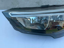 Load image into Gallery viewer, Frontscheinwerfer Opel Crossland YQ00349980 Links Scheinwerfer Headlight SCH3431014782vu