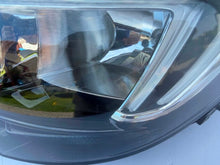 Load image into Gallery viewer, Frontscheinwerfer Opel Crossland YQ00349980 Links Scheinwerfer Headlight SCH3431014782vu