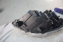Laden Sie das Bild in den Galerie-Viewer, Frontscheinwerfer Mercedes-Benz Sprinter A9109060100 Rechts Headlight SCH3432288094po